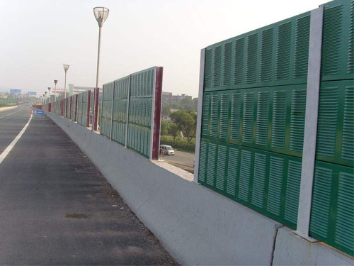 公路聲屏障