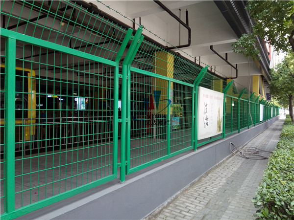 框架護(hù)欄網(wǎng)上海嘉定項目工程案例