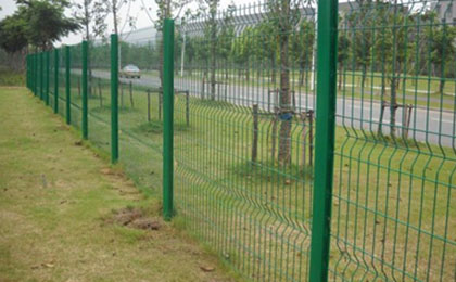 圈地護欄網